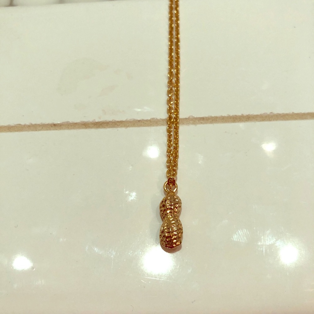 Gold Peanut necklace from C.Wonder